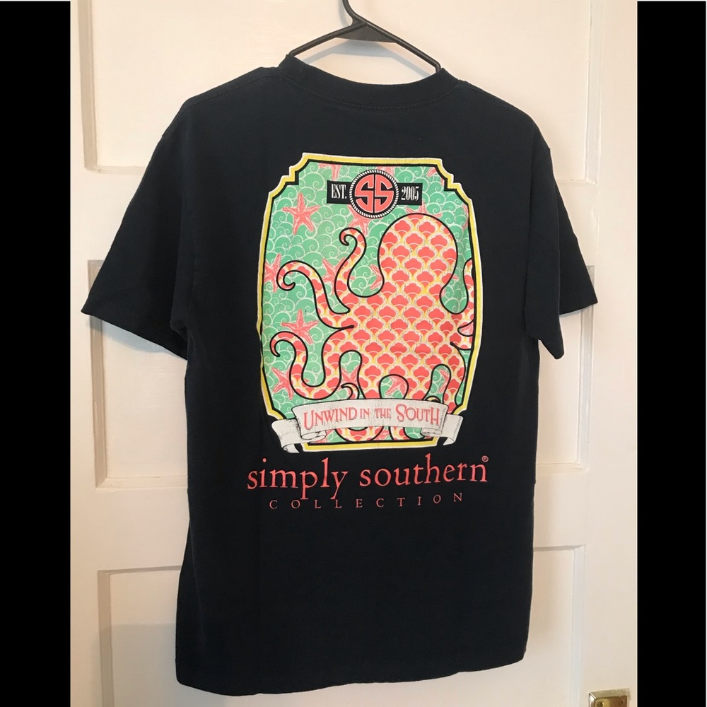 🤑GRAPHIC TEE SALE! $5!